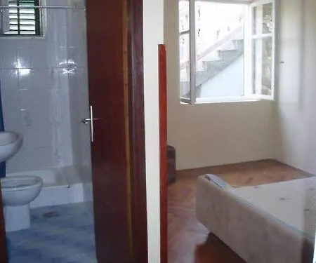 Apartment Anica *